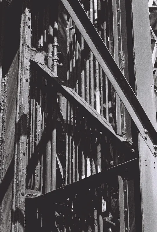 struts and pipes