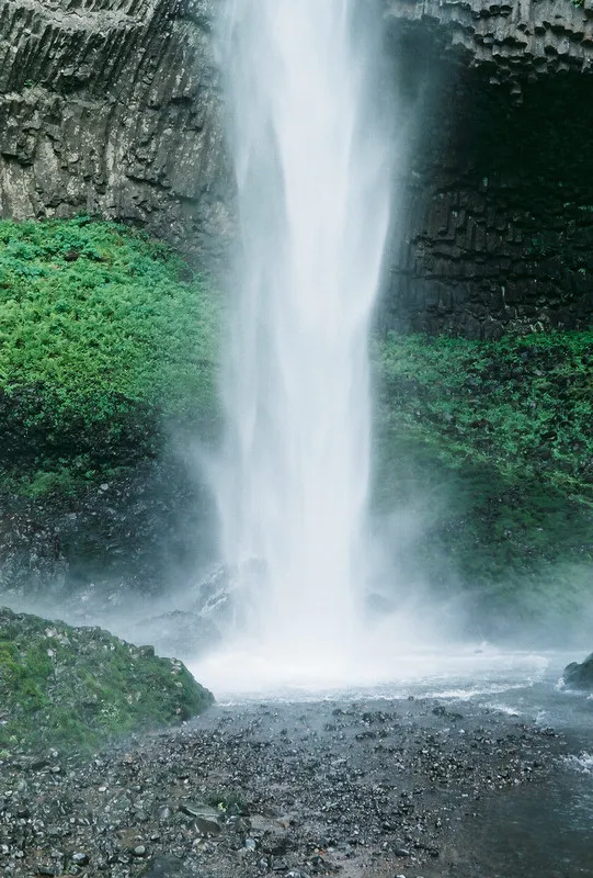 latourell falls: a waterfall near portland, oregon