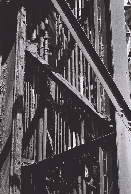 struts and pipes